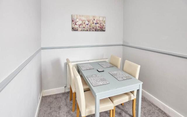 Host Stay Cobblestones