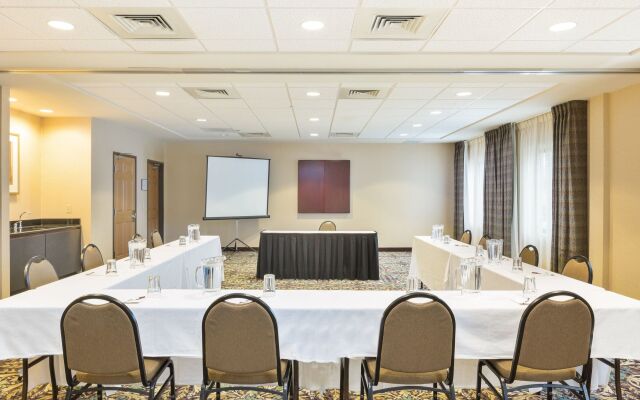 Staybridge Suites Denver Downtown by IHG