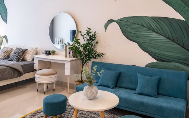 Decox The Art of Beauty - Saigon Royal