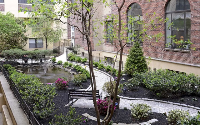 1100 South Broad Street