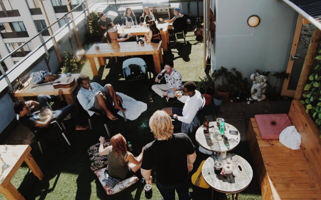 HomeBase Cape Town Backpackers - Hostel