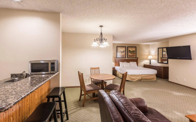 Quality Inn & Suites Plano