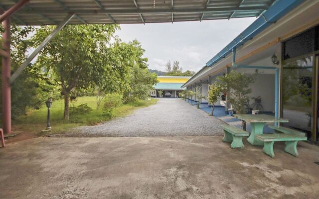 75310 Canalis Resort