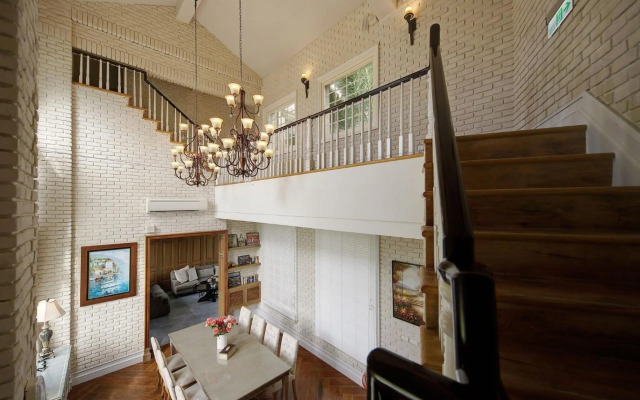 4 Sisters Villa