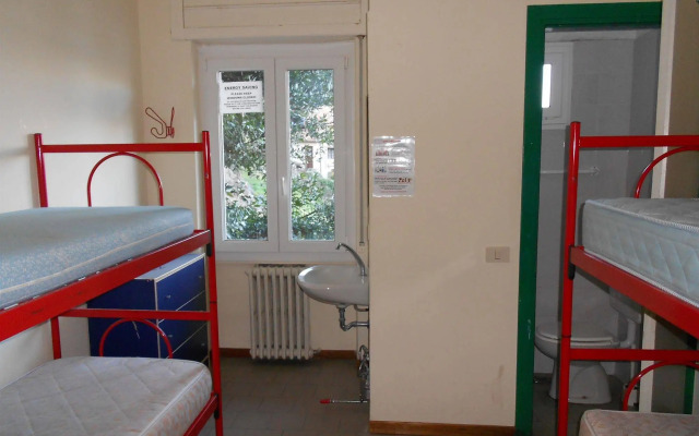Lake Como Hostel