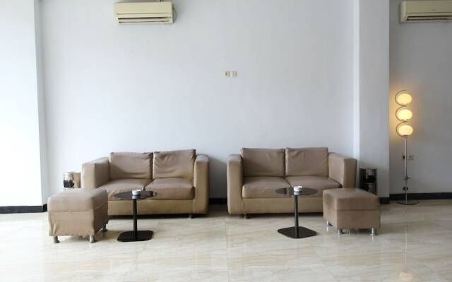 Airy Mandonga Saranani 168 Kendari
