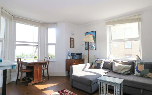 Fairhazel Apartment