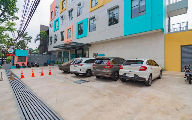 Sans Hotel Alexander Bandung