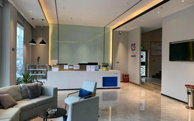 7 Days Premium Hotel Yunfu Yu'nan