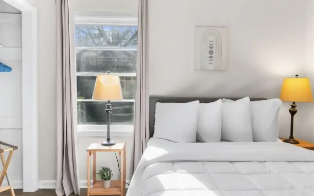 Rose Drive Roost 2