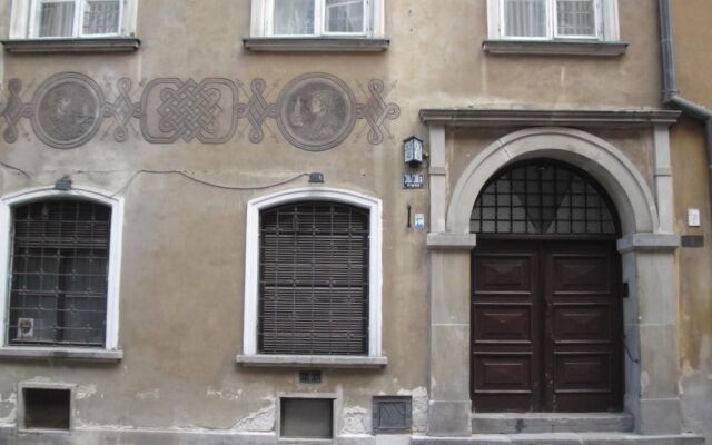 Zapiecek - AAO 48695