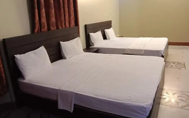 Royal Galaxy Guest House