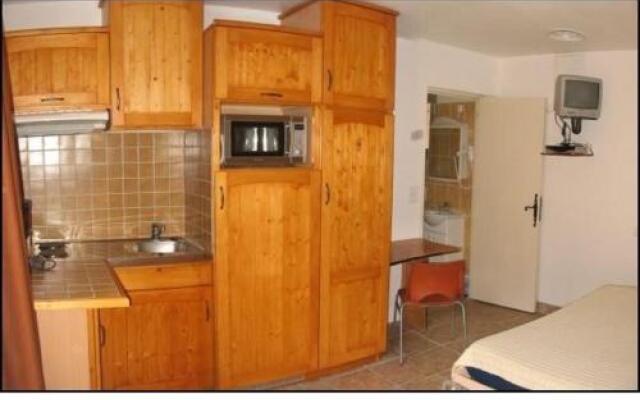 Location Villa et Studios Roquebrune-sur-Argens