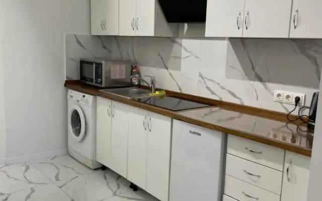 Фурманська, 3 (центр)