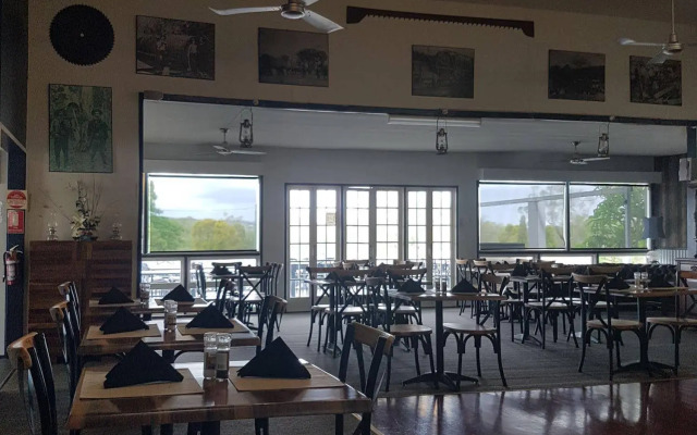 Monto Colonial Motor Inn