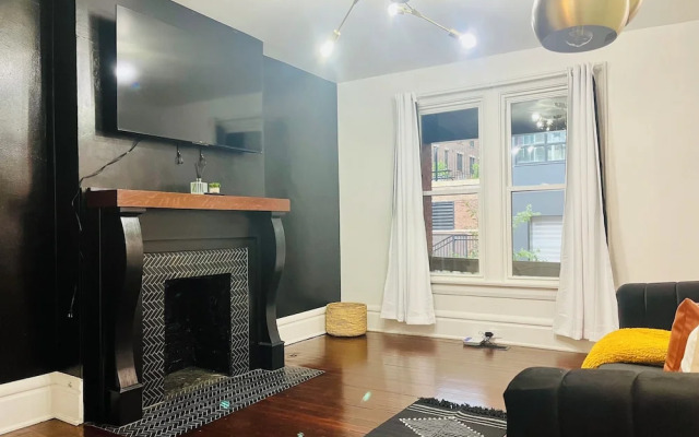 Jungle Gem Master house