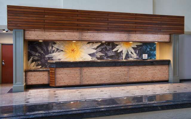 DoubleTree by Hilton Fresno Convention Center