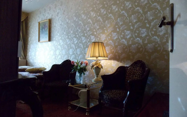 Weena House