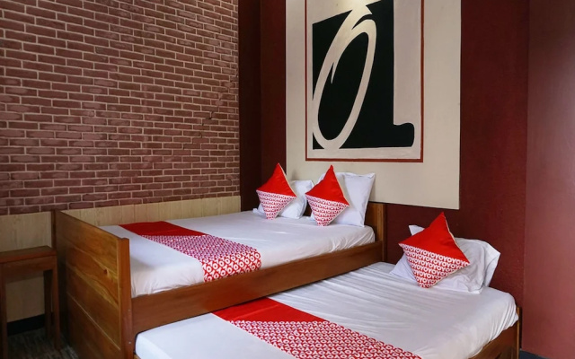 OYO 2860 The Castury Homestay Syariah