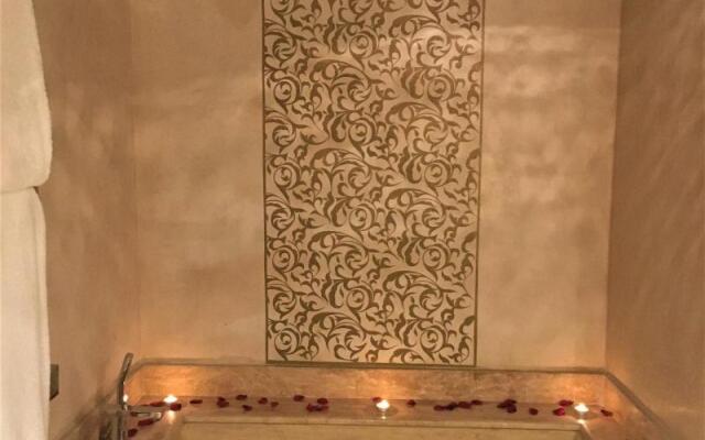 Riad Mayfez Suites & Spa