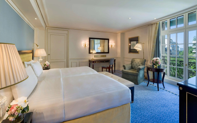 Shangri-La Paris Hotel