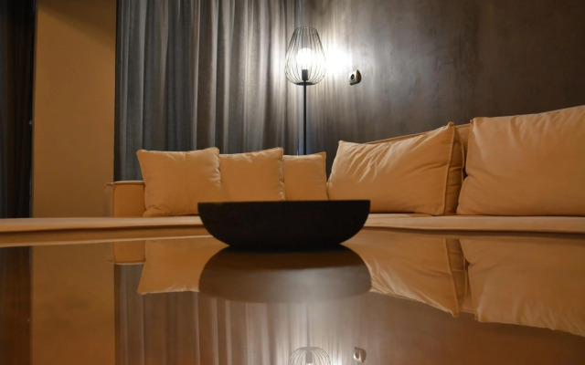 Scorpios Hotel