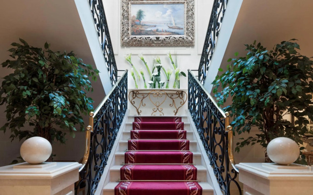 Hotel Royal