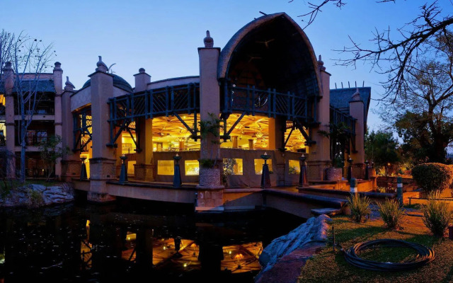 The Kingdom at Victoria Falls