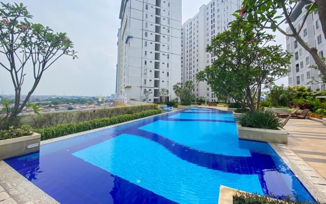Best Strategic 2Br Apartment At Bassura City