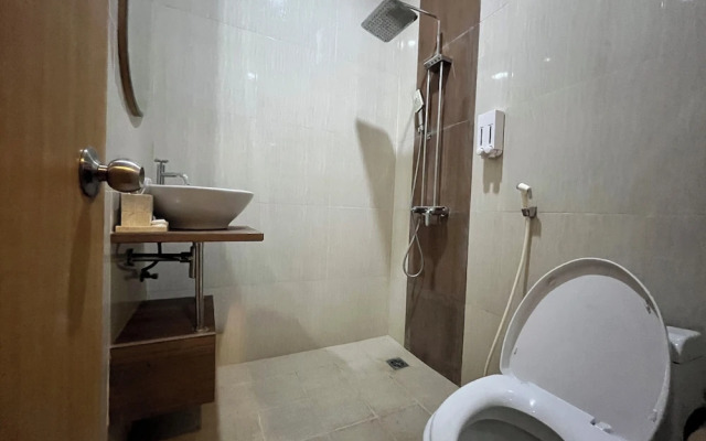 OYO 94579 Sm Raja Guest House