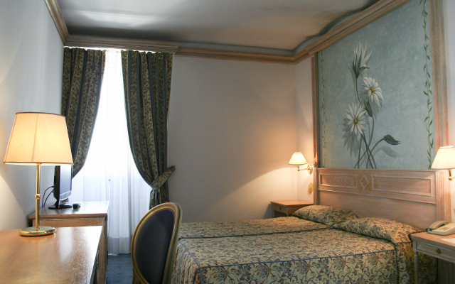 Hotel de La Ville
