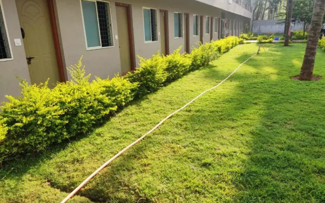 Yeshwitha Residency by OYO Rooms
