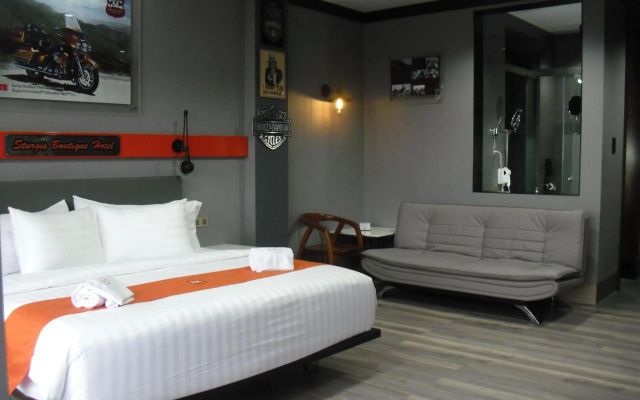 Sturgis Boutique Hotel Cipanas – Guest Rooms – Cipanas