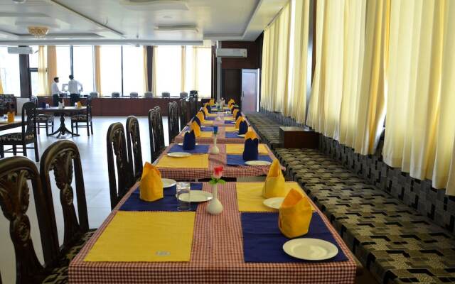 Hotel Khajuraho Temple View