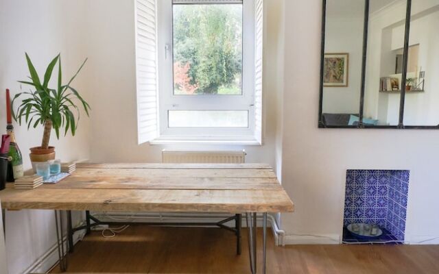 Stylish 1 Bedroom Apartment in Belsize Park