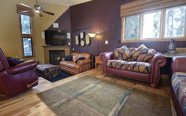 Jabberwocky Home by Stay Winter Park