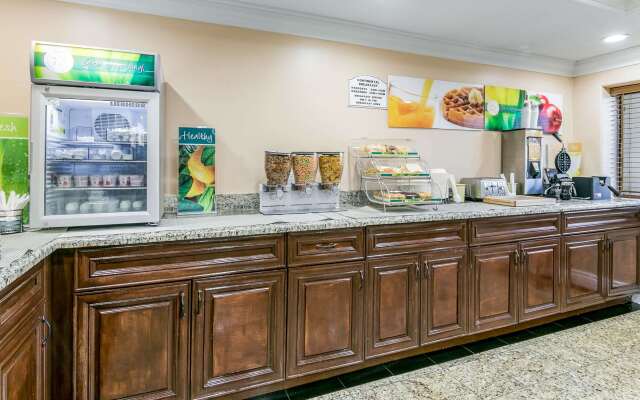 Quality Inn & Suites