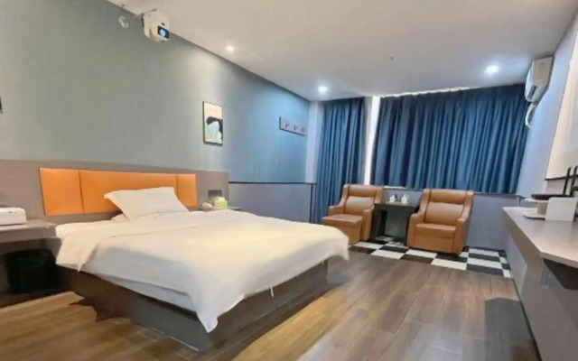 Yingyi Business Hotel