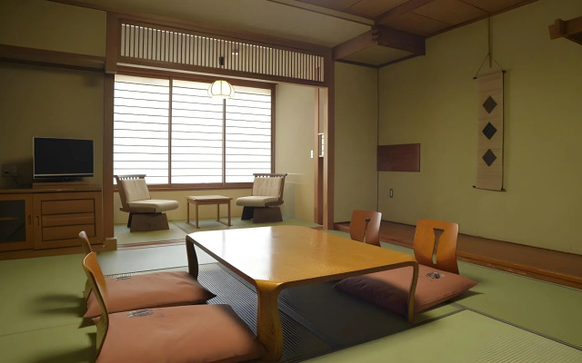 Taisenkaku