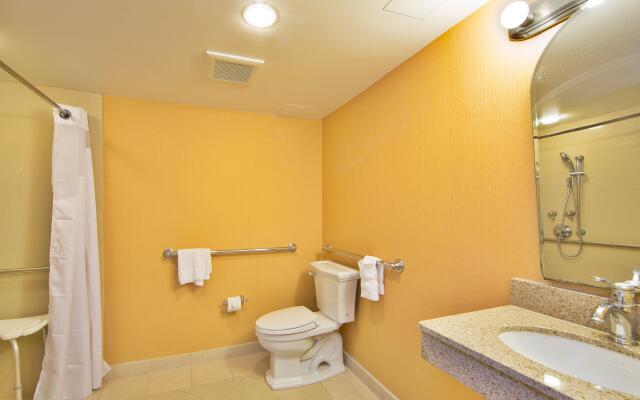 Holiday Inn Hotel & Suites Nashua