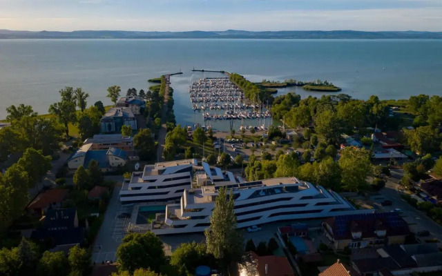 Marina Apartman