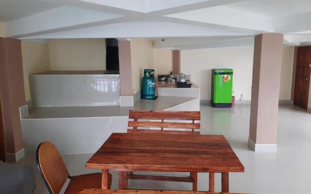 Hinwong Apartments Dive and Snorkel Resort – Entertainment – Koh Tao