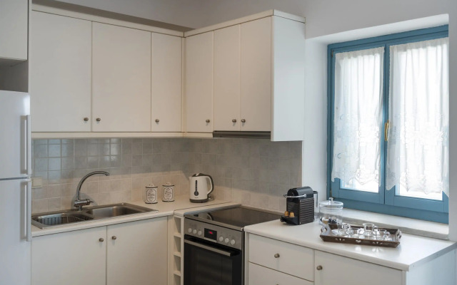 Beachside 2 bedroom Cottage