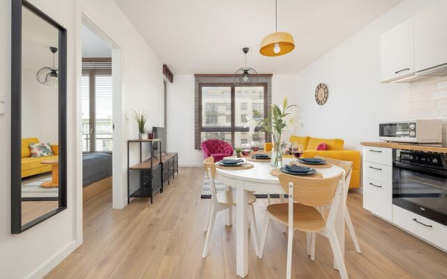 Leśmiana Apartment Gdańsk by Renters