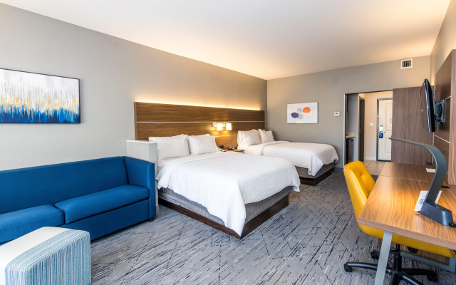 Holiday Inn Express & Suites Louisville Downtown by IHG