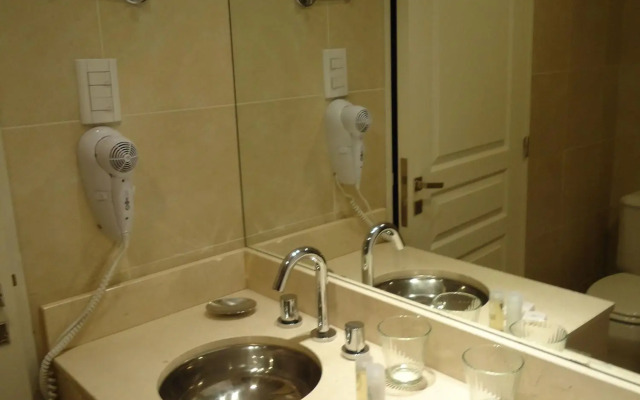 Hotel Puerto Amarras