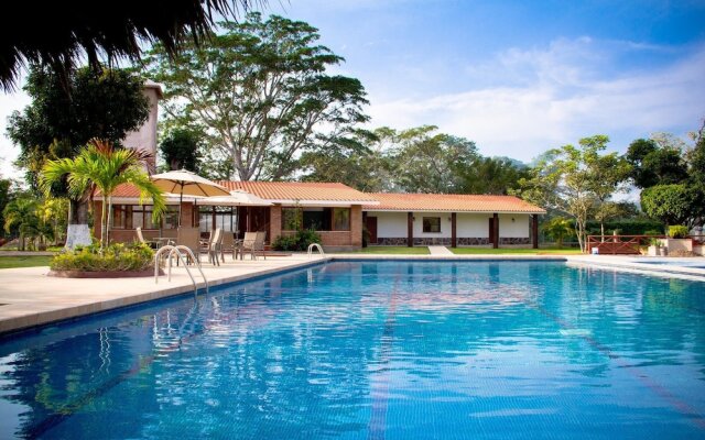 Maju Hotel Campestre & Spa