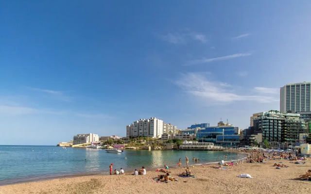 Villa Swieqi with shared rooms 4