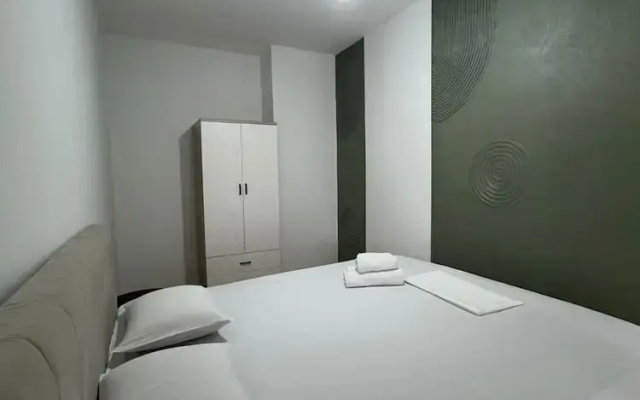 Tirent Apartment-One Bedroom Central