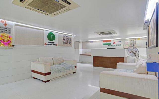 ZO Cherry Tree Palasia